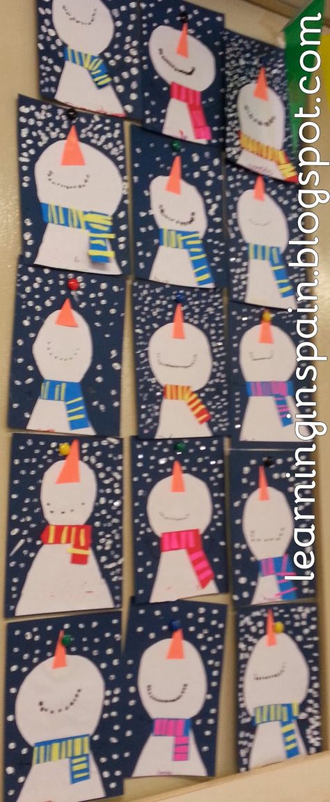 snowmen collage this would be fun to do after viewing the snowman video that has just a song to tell the story Kunst For Barn, Winter Art Projects, Winter Classroom, Winter Kindergarten, Winter Preschool, Christmas School, Winter Crafts For Kids, Preschool Christmas, Kindergarten Art