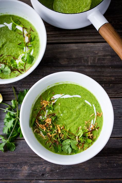 A simple delicious recipe for Thai Broccoli Soup with Coconut Milk- bursting with authentic Thai flavors. Make from scratch in 40 mins! Vegan & Gluten Free. | www.feastingathome.com Thai Broccoli, Soup With Coconut Milk, Pudding Chia, Coconut Milk Soup, Broccoli Soup Recipes, Make From Scratch, Vegetarian Soup Recipes, Vegan Fish, Green Soup