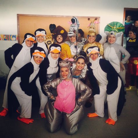 Penguins Of Madagascar Costume, Madagascar Movie Costumes, Penguins Of Madagascar Costumes, Madagascar Halloween Costumes, Madagascar Costumes Diy, Madagascar Jr Costumes, Madagascar Musical, Madagascar Costumes, Penguins From Madagascar