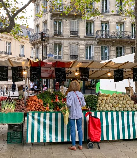 Markets in Paris Today Paris Market Aesthetic, Paris Market, Amsterdam Market, Paris Food Market, Paris Vintage Market, Markets In Provence, Parisian Picnic, Paris Antique Market, Indoor Markets