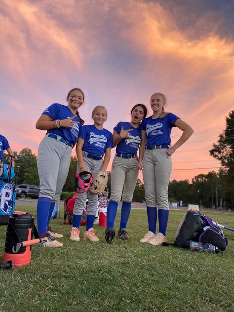 12u Softball, Softball Pics, Softball Photos, Softball Drills, Softball Stuff, Softball Season, Softball Pictures, Softball Life, Best Friend Photography