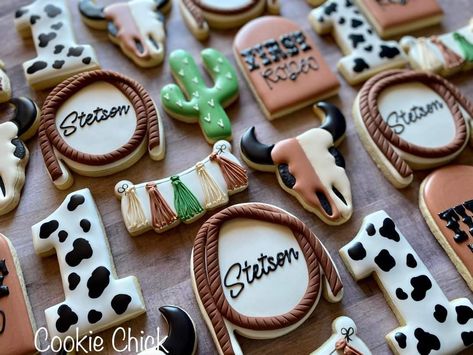 Cowboy First Birthday Cookies, Wild West Cookies Decorated, First Rodeo Birthday Cookies Boy, How The West Was One Cookies, First Rodeo Cookies Boy, Cowboy Sugar Cookies, First Rodeo Cookies, Rodeo Cookies, Cowboy First Birthday