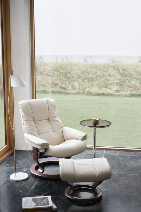 Stressless Recliner, Living Room Recliner, White Floor, Relax And Unwind, Gravity Chair, Coastal Retreat, White Floors, Leather Recliner, Zero Gravity