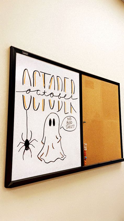 Halloween Whiteboard Art Classroom, Fridge Whiteboard Ideas, October Marker Board Ideas, Fall Dry Erase Board Ideas, Spooky Whiteboard Drawings, September White Board Ideas Aesthetic, White Board Ideas Drawings Fall, October Calender Ideas Dry Erase, Whiteboard Doodle Ideas