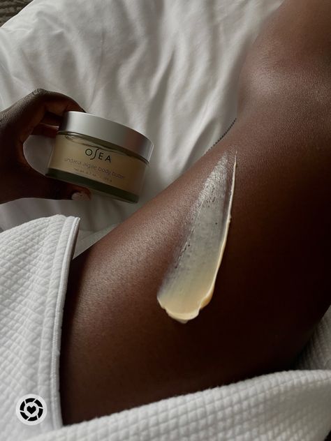 Osea body cream Black girl aesthetic, black woman aesthetic Body Butter Black Women, Body Skin Care Aesthetic, Body Care Black Women, Black Skincare Aesthetic, Wellness Aesthetic Black Woman, Clean Black Woman Aesthetic, Black Skin Aesthetic, Clean Girl Black Woman, Skincare Black Women