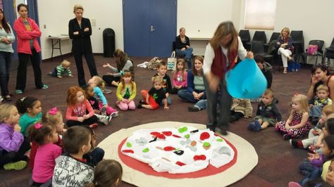 Storytime with Miss Tara and Friends: Pizza Party! Pre-K and Family Storytimes Prek Storytime, Pizza Preschool, Preschool Pizza, Pizza Activities, Storytime Activities, Library Storytime, Baby Storytime, Pizza Project, Storytime Ideas