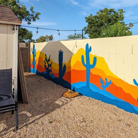 The mural is finished! I've been so engrossed with the van build this year that I haven't done much painting, so this 65' wall was a perfect canvas to satisfy my artistic itch! The bold colors really transformed the backyard and I love how they reflect in the pool. This was such a fun project and I'm grateful to @sandybjohnson for giving me the opportunity to create it!