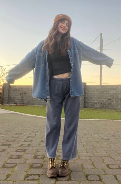 Granola Girl Aesthetic Outfits, 2016 Tumblr Outfits, Acacia Kersey, Granola Outfits, Acacia Brinley, Beanie Outfit, Cold Fashion, Wardrobe Makeover, Edgy Outfits