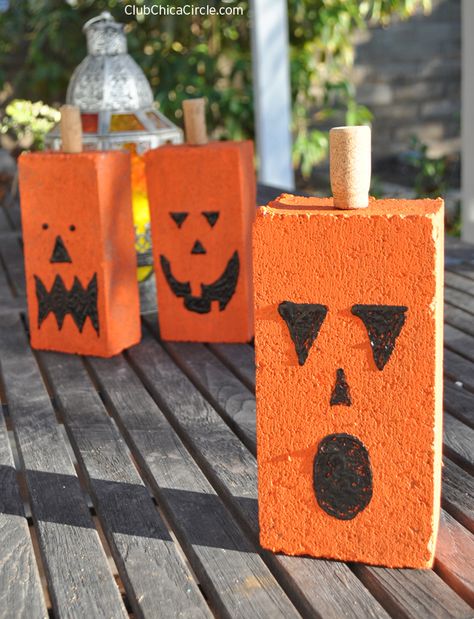 Turn concrete block, bricks or pavers into cute decorative pumpkins. This craft is super easy to make and really inexpensive. Concrete Pumpkins, Painted Bricks Crafts, Brick Crafts, Recycled Crafts Kids, Diy Halloween Projects, Halloween Diy Crafts, Diy Pumpkin, Family Crafts, Pumpkin Crafts