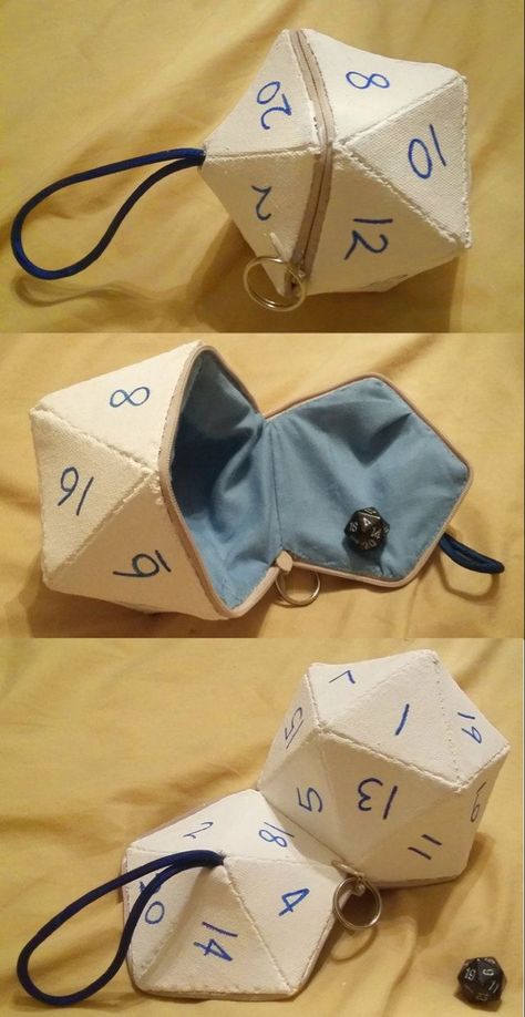 Dice Bag Pattern Sewing, Dice Bag Pattern, Dnd Dice Bag, Sac En Cuir Diy, Dnd Crafts, Dice Bags, D20 Dice, Cute Sewing Projects, Sewing Stuffed Animals