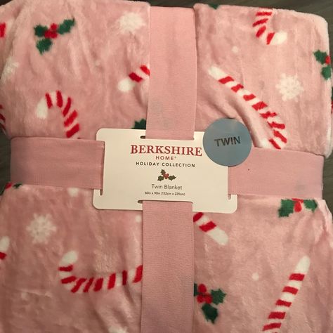 New Pink Candy Cane Christmas Blanket Size Twin Great Warm Cozy Blanket Pink Fast Shipping Pink Christmas Comforter, Christmas Themed Room Decor, Girly Christmas Bedroom, Cute Christmas Blankets, Pink Christmas Blanket, Christmas Blanket Aesthetic, Christmas Room Decor Pink, Christmas Bedsheets, Pink Christmas Decorations Bedroom