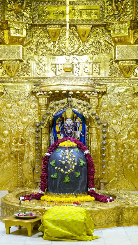 Somnath Temple, Happy Diwali Images, Sanatana Dharma, Diwali Images, Lakshmi Images, Love Songs For Him, Happy Diwali, Love Songs, Temple