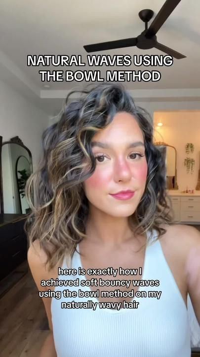 How To Take Care Of Naturally Wavy Hair, Wavy Hair Without Diffuser, Bowl Curly Hair Method, Bowl Hair Method, Squish To Condish Wavy Hair, Hair Cuts For Natural Wavy Hair, How To Do The Bowl Method For Curly Hair, Mid Length Hairstyles For Wavy Hair, Medium Hair Wavy Styles