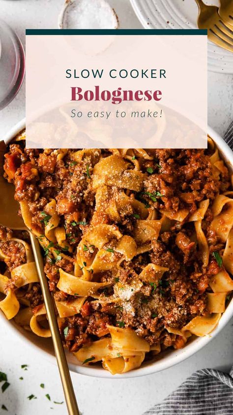 Slow Cooked Spaghetti Bolognese, Spaghetti Bolognese Crockpot, Weeknight Pasta Bolognese, Crockpot Beef Bolognese, Slower Cooker Pasta Recipes, Beef And Pork Bolognese Sauce, Slow Cooker Ragu Bolognese, Easy Crockpot Bolognese Sauce, Bolognese With Ricotta