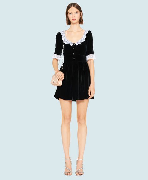 Miu Miu Dress, Classic Style Outfits, 70s Outfits, Vintage Black Dress, Ootd Summer, Check Dress, Black Velvet Dress, Mini Velvet Dress, Outfits Summer