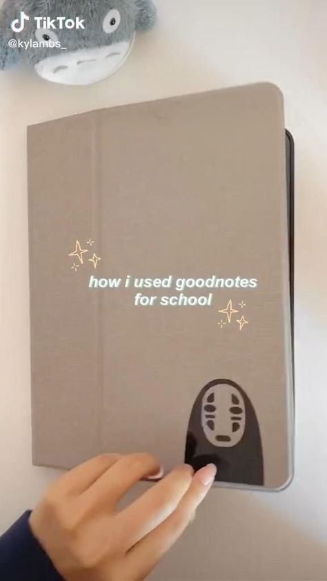 how i used goodnotes for school by @kylambs_ [Video] | School organization notes, High school life hacks, Study tips college Notes Studying, Notesbog Design, Aesthetic Handwriting, Studie Hacks, Studera Motivation, Inkscape Tutorials, Handwriting Calligraphy, Ipad Essentials, Ipad Hacks