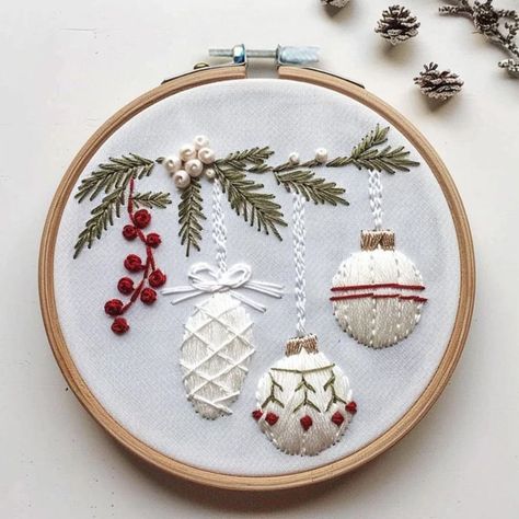 Christmas Cross Stitch Nativity Scene Embroidery Kit Non-finished Products Cross Stitch Set DIY Christmas Ornament Embroidery, Scene Embroidery, Ornament Embroidery, Beginner Embroidery Kit, Christmas Embroidery Patterns, Diy Embroidery Kit, Embroidery Christmas, Needlework Embroidery, Christmas Flowers