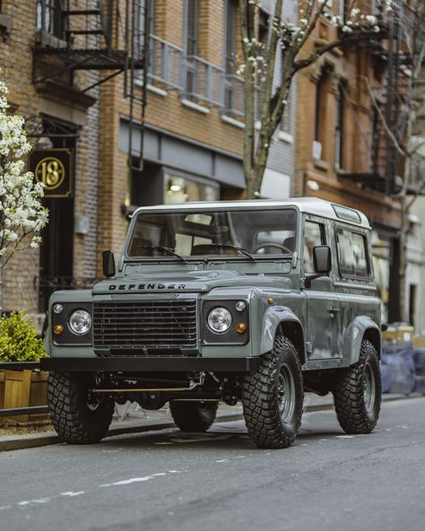 Land Rover 90 Build - Brooklyn Coachworks Dodge Demon 170, Defender Car, Most Luxurious Car, Car Dodge, Dodge Demon, Defender 130, Cars Land, Range Rover Classic, Land Rover Defender 90