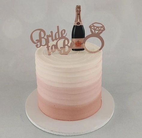 Bachlerotte Cake Ideas, Bachellorate Cake Ideas, Simple Bachelorette Cake, Classy Bachelorette Cake, Kue Bridal Shower, Bachelor Party Cakes For Bride, Pastel Bride To Be, Bachelorette Cake Ideas Classy, Bride To Be Cake Ideas Bridal Showers