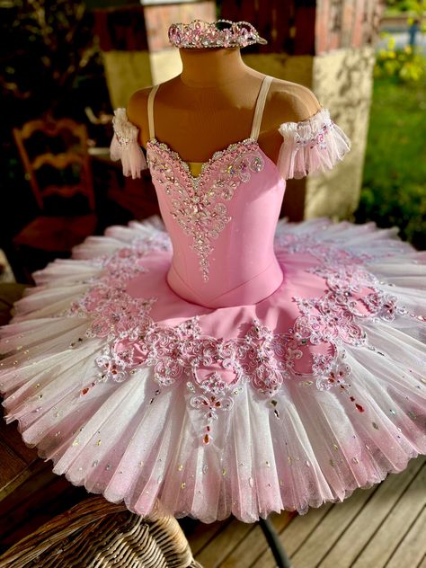 Pink Ballet Tutu, Baby 2024, Tutu Ideas, Ballet Designs, Classical Ballet Tutu, Dance Comp, Ballet Tutus, Leather Ballet Shoes, Ballerina Costume