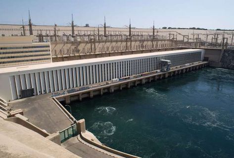 Aswan High Dam | dam, Egypt | Britannica Aswan Dam, Artificial Lake, Nile River, Water Resources, Giza, Luxor, Best Vacations, Pictures To Draw, Day Tours