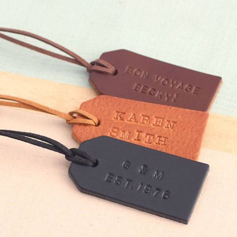 The Most Interesting Wedding Favours You Can Give This Year! Leather Bag Tag, Suitcase Tags, Leather Anniversary Gift, Leather Luggage Tag, Leather Anniversary, Personalized Luggage, Design Name, Leather Decor, Leather Luggage Tags