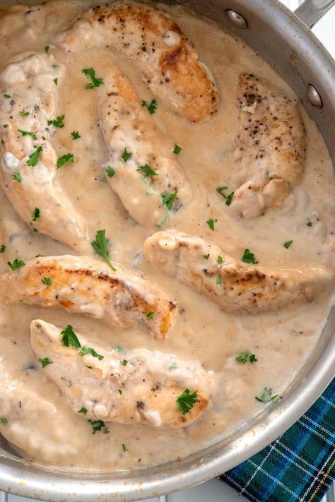 Lombardy Chicken, Chicken With Gravy, Cream Of Mushroom Chicken, Easy Skillet Dinner, Chicken Boneless Breast Recipes, Chicken Lombardy, Chicken Mushroom Recipes, Mushroom Soup Recipes, Chicken Mushroom