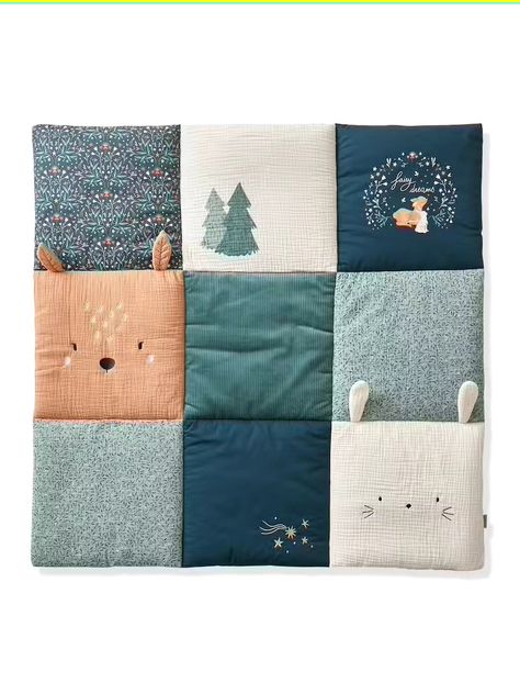 Patchwork Baby Blanket, Desain Pantry, Cot Blankets, Diy Bebe, Baby Rugs, Patchwork Baby, Magic Forest, Quilt Baby, Green Bedding