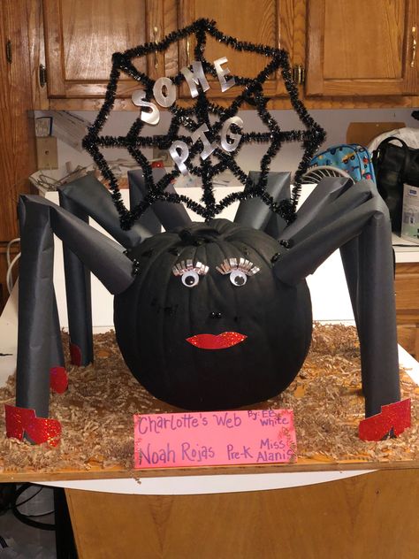 Charlotte Web Pumpkin, Charlotte’s Web Pumpkin, Book Themed Pumpkins For Kids, Literary Pumpkins, Book Pumpkins, Pumpkin Story, Book Character Pumpkins, Book Pumpkin, Bear Pumpkin