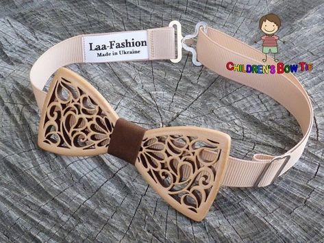 Children's bow tie Wood |Children's Bow tie|Bowtie for boy|Boy bow ties|cravate arc pour enfants|Gif Bow Tie Men's Outfit, Black Suit Bow Tie, Bow Tie Outfits Men, Wooden Bowtie, Make A Bow Tie, Bow Tie Women, Christmas Gift Bow, Wood Bowtie, Unique Bow Tie