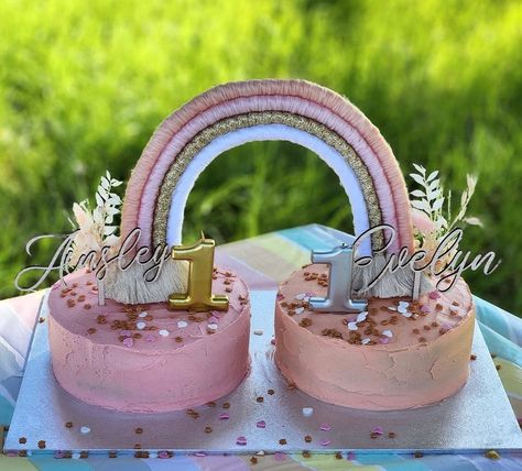 Twincess 1st Birthday, Twin Rainbow Cake, First Birthday Twin Themes, First Twin Birthday Party Themes, Twin Baby Birthday Party Ideas, Twin First Birthday Cake, Twins Smash Cake, Twin 1st Birthday Themes, 1st Birthday Twin Girl Theme