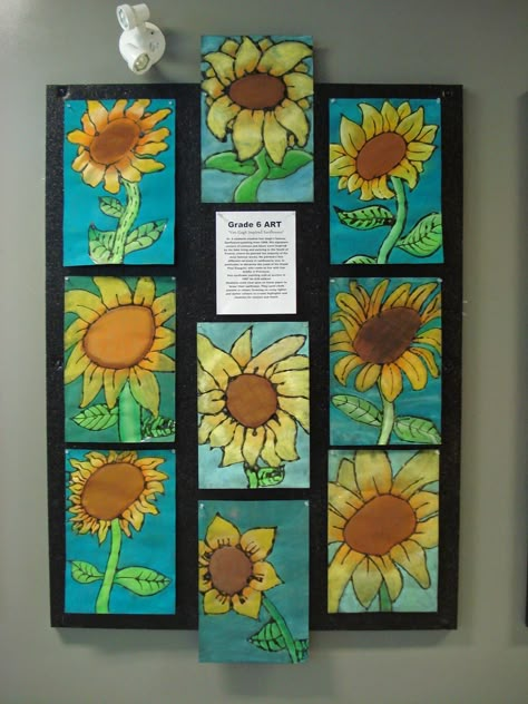 Grade 6 students finally finished their sunflowers last week. This is a fun and relatively easy project that all students can find succ... Sunflower Art Project, Dry Pastels, Sunflowers Art, Classe D'art, Chalk Pastel Art, Lino Cuts, 6th Grade Art, Chalk Pastel, 4th Grade Art