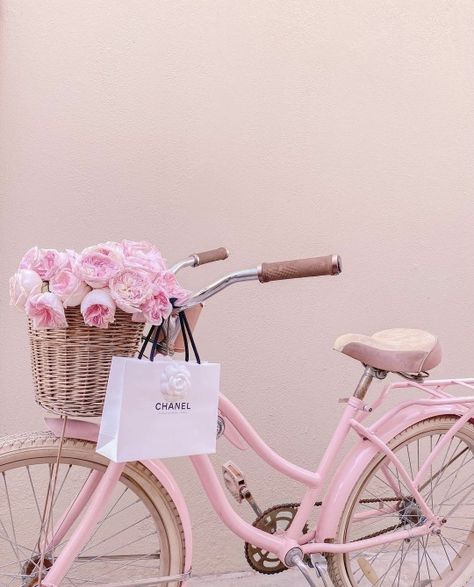 Kad Nama, Pink Bicycle, Pink Bike, Soft Pink Theme, Baby Pink Aesthetic, Pink Life, Pastel Pink Aesthetic, Pink Chanel, Rose Pastel