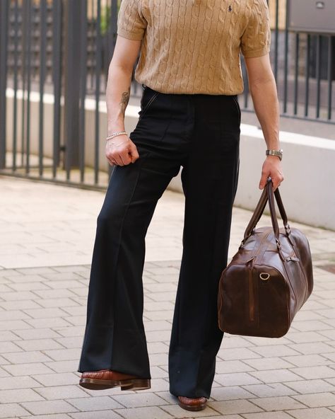 Fresh brown loafers 🤎, thanks to @bobbieshomme 🏷️ . . . . . . . . . #mensfashion #uniformdisplay #classystyle #cleanstyle #pvnxls #lessiswore #minimalhouse1 #minimalarchive #oldmoneymen #loafers #simplefits #bobbiesparis #bobbieshomme Classy, minimal, clean style, outfit inspo #classyvision #outfitinfluence #ootdgermany Brown Loafers Men Outfit Formal, Brown Loafers Men Outfit, Clean Style Outfit, Penny Loafers Men Outfit Streetwear, Men’s Chunky Loafers Outfit, Brown Loafers Outfit, Men’s Brown Loafer Outfit, Men’s Loafers Shorts Outfit, Brown Loafers Men