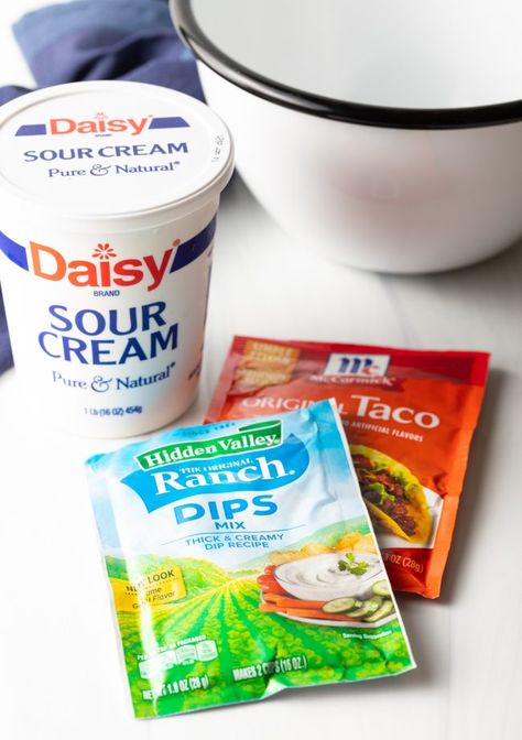 sour cream and seasoning packets on white background Sour Cream Based Dips, Sour Cream Dip Recipes, Sour Cream Alternative, Glazed Icing Recipe, Seasoned Sour Cream, Daisy Sour Cream, Taco Dip Recipe, Sour Cream Dip, Delicious Dips Recipes