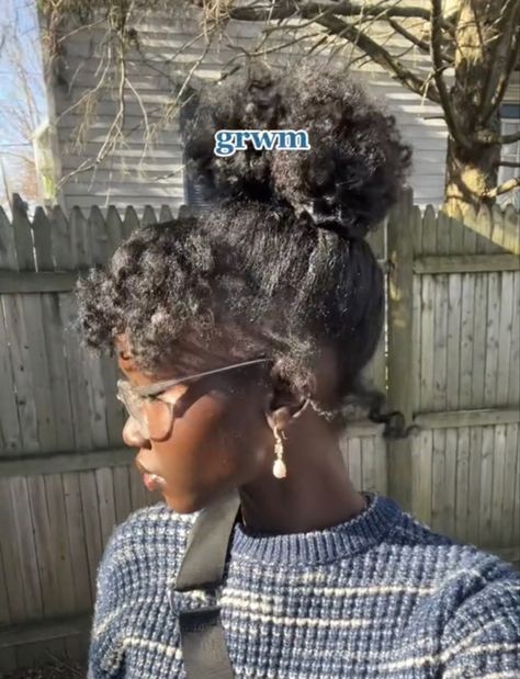 4c Natural Hairstyles For Event, Natural Hair Bun With Bangs, Messy Bun 4c Hair, Black Girls Hairstyles 4c Hair, Hairstyles Natural 4c, 4c Bun, Black Girls Hairstyles Natural 4c, Cute Natural Hairstyles 4c, Natural Hairstyles 4c