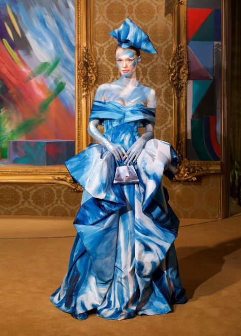 Moschino AW21 won’t fail to put a smile on your face - i-D Moschino 2021, Prettiest Dresses, Franco Moschino, Double Dutch, Yas Queen, Milano Fashion Week, Dita Von Teese, Jeremy Scott, British Fashion