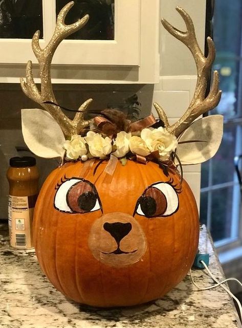 Pumpkins Decorating Ideas No Carve, Animal Pumpkins Painting, Scarecrow Pumpkin Decorating Ideas, Lamb Pumpkin Decorating, Animal Pumpkins Decorating, Animal Themed Painted Pumpkins, Angel Pumpkin Decorating, Pumpkin Painting Ideas Christmas, Painted Pumpkins For Christmas