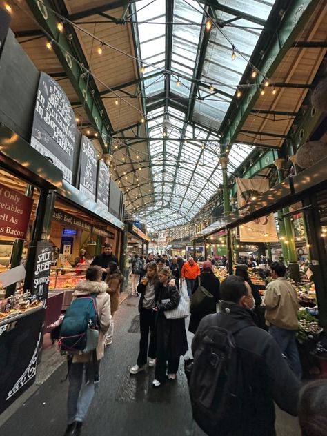 Nyc Farmers Market, Food Market London, London Farmers Market, London Party Aesthetic, Food Market Aesthetic, London Summer Aesthetic, Aesthetic Farmers Market, Farmers Market Produce, Amsterdam Market