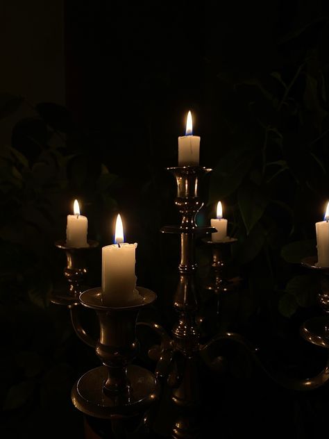 Candles In Dark Room, Candle Asethic Dark, Dark Candles Aesthetic, Goth Candles Aesthetic, Black Candles Aesthetic, Candles Dark Aesthetic, Melted Candles Aesthetic, Candle Aesthetic Cozy Dark, Dark Candle Aesthetic