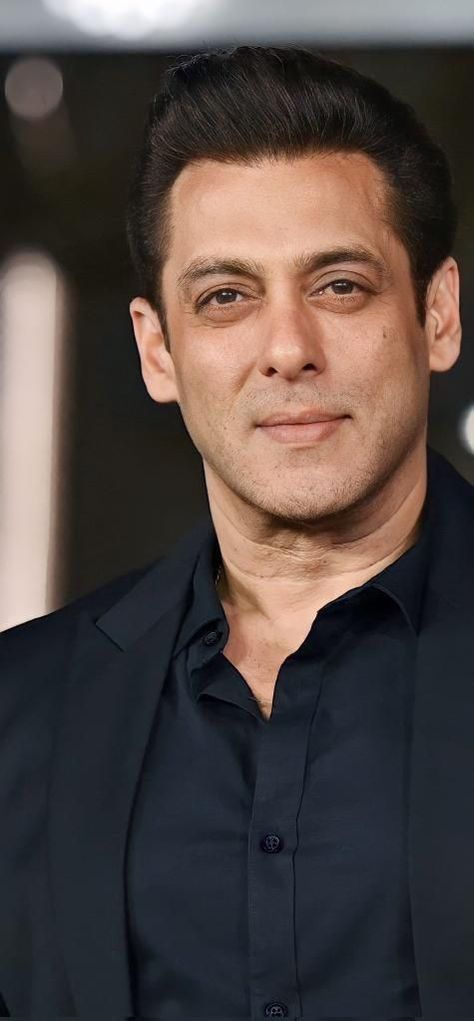 Salman Khan Birthday, Sultan Salman Khan, Pookalam Design, Salman Khan Wallpapers, Salman Khan Photo, Shikhar Dhawan, Ms Dhoni Photos, Vijay Actor, Crazy Ideas