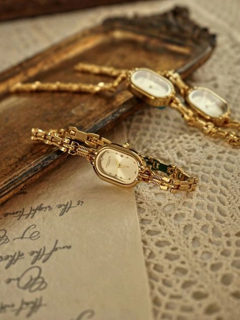 1pc New Fashionable Women's Watch With Gold Bracelet, Vintage & Luxury Ins Style, Elegant & Versatile Quartz Watch | SHEIN USA Vintage Wrist Watch, Bracelet Vintage, Gold Case, Women Wrist Watch, Beautiful Watches, Women's Watch, Style Elegant, Vintage Watches, Quartz Watch