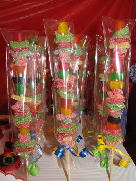 how to pin candy on a stick | Candy on a stick, this was a pain to put on the stick. Used all kind ... Candy On A Stick, Stick Candy, Sweets Ideas, Candy Kabobs, Gummy Candies, Sleepover Birthday Parties, Emoji Party, Sweet Cones, Candy Sticks