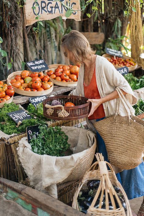 Market table