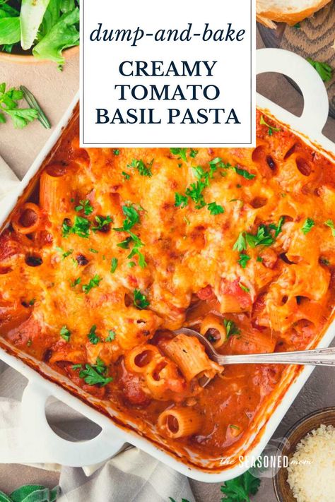 You don’t even have to boil the pasta! This dump-and-bake creamy tomato basil pasta is an easy dinner that cooks in one dish with just 5 minutes of prep. Perfect for busy weeknights! Creamy Tomato Basil Pasta, Dinner List, Pasta Bake Vegetarian, Alfredo Pasta Bake, Tomato Pasta Bake, Pesto Pasta Bake, Rose Pasta, Basil Pesto Pasta, Tomato Basil Pasta