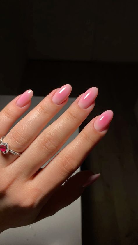 #BEAUTY ,#REALATIONSHIPS #Fashion #Outfits #SUMMER Outfits #Animals Almond Short Pink Nails, Short Gradient Nails, Simple Nail Inspo Trendy Short Almond, Short Almond Gel X Nail Designs, Short Pink Ombre Nails, Fall Nails Almond Shape Short, Short Almond Nails Pastel, Small Almond Nails Design, Nail Inspo Short Almond