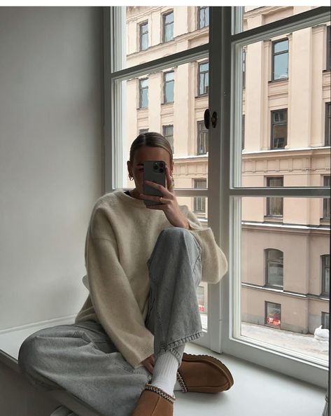 Scandinavian Outfit, Grey Sweater Outfit, Autumn Fits, Scandinavian Fashion, Autumn Outfits, Ținută Casual, Stockholm Fashion, Fall Fits, Mein Style