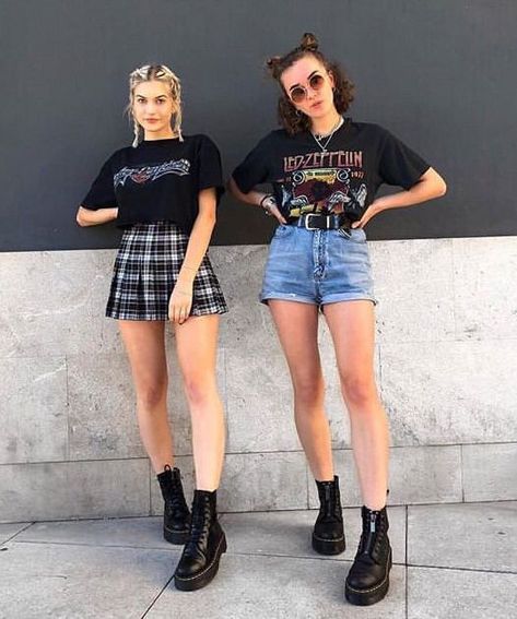 46 Outfit Ideas How To Wear Grunge For Women 2020 Grunge Fashion Style, Grunge Skirt Outfit, Pakaian Hipster, Grunge Shorts, Look 80s, Soft Grunge Outfits, Grunge Skirt, Look Grunge, Outfit Grunge