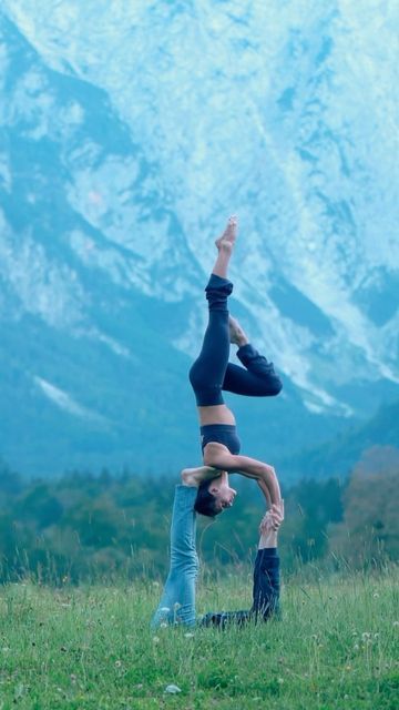 M+A | Partner acro | Slovenija ima talent 2023 on Instagram: "Slow flow in the mountains 🤍 Save it & try it🫶🏽 . . . . . #acro #acroyoga #partneracrobatics #acroflow" Couples Acro Yoga Poses, Acro Yoga Couples, Acrobatic Poses 2 People, Couple Acrobatics, Acro Yoga For Beginners, Partner Journal, Acroyoga Couple, Healthy Masculine, Acro Tricks