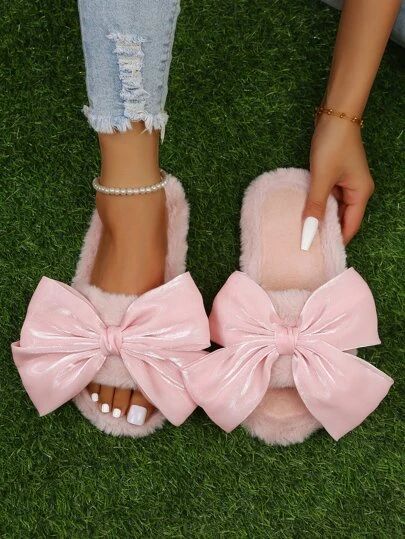 Coquette Slippers, Plain Bedroom, Fluffy Bedroom, Bow Slippers, Pink Snacks, Plush Shoes, Fluffy Shoes, Pink Preppy, Fairy Style